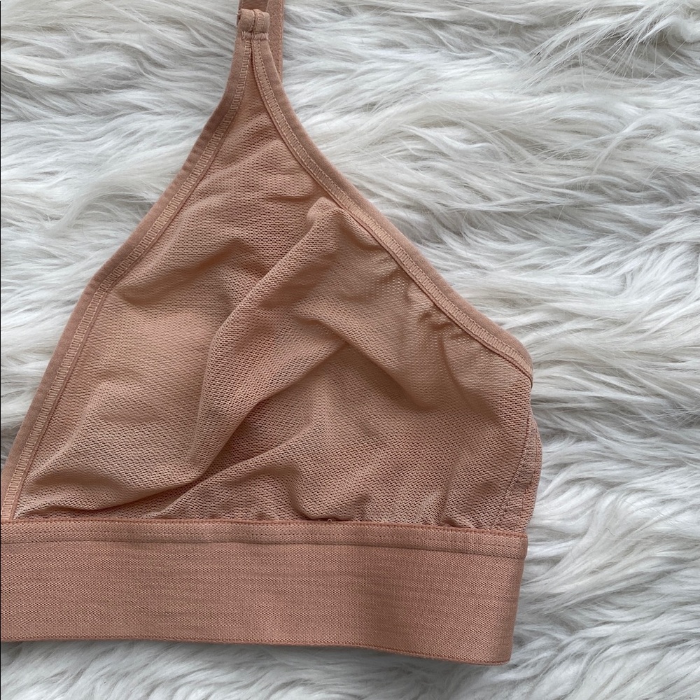 Negative | Sieve Triangle Bra - Picture 4 of 9